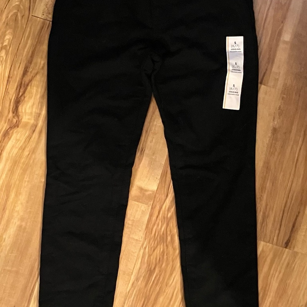 NWT size 6 Cat & Jack Classic Black Kids Leggings